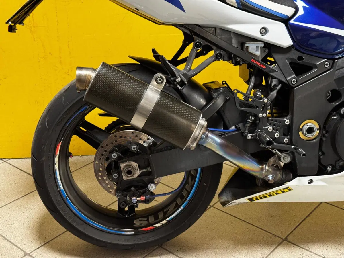 Suzuki GSX-R1000 (2003 - 04) (6)