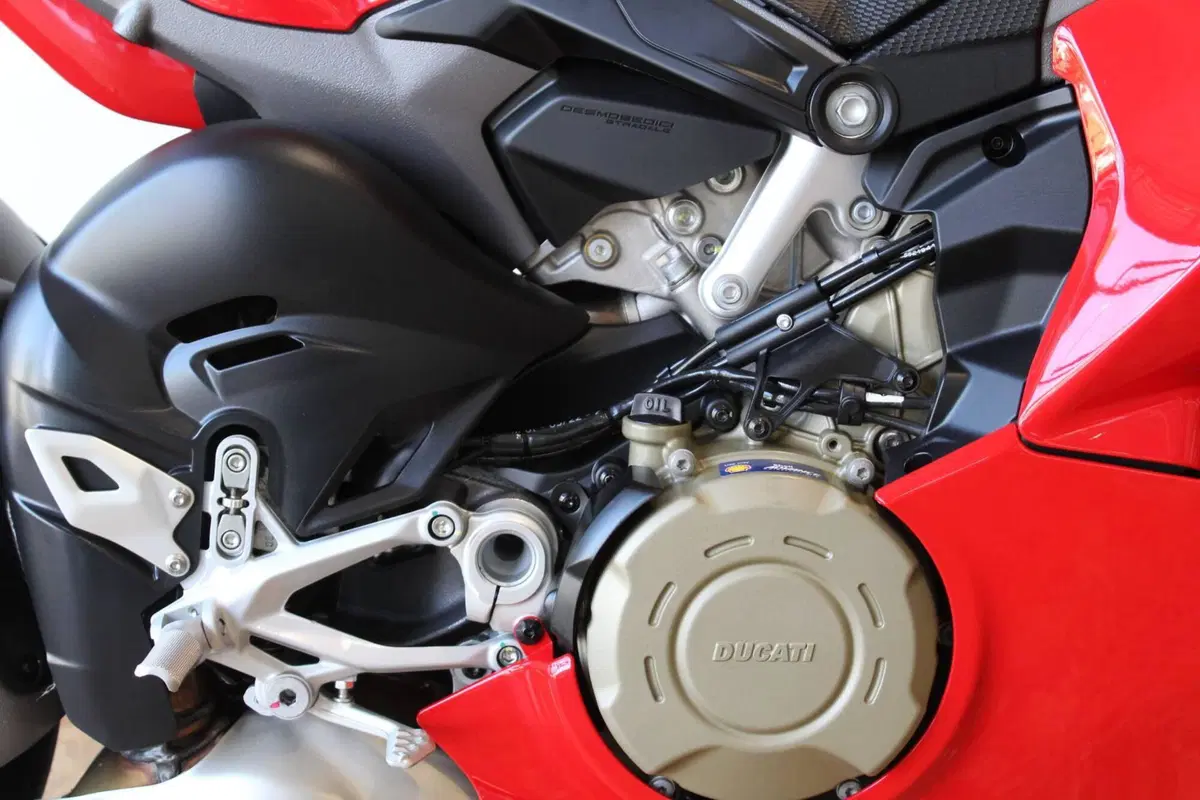 Ducati Panigale V4 S (2025 - 26) (12)
