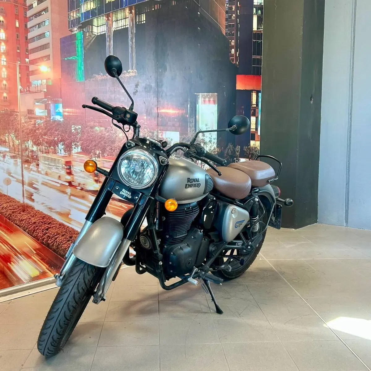 Royal Enfield Classic 350 (2021 - 26) (2)