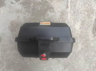 Bauletto GIVI EASYBOX + PIASTRA MONOLOCK