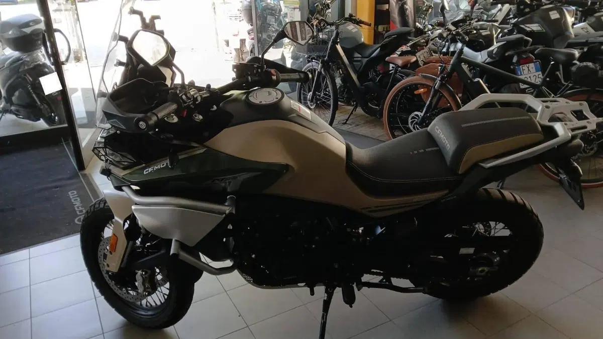 CFMOTO 800MT Touring (2022 - 26) (3)