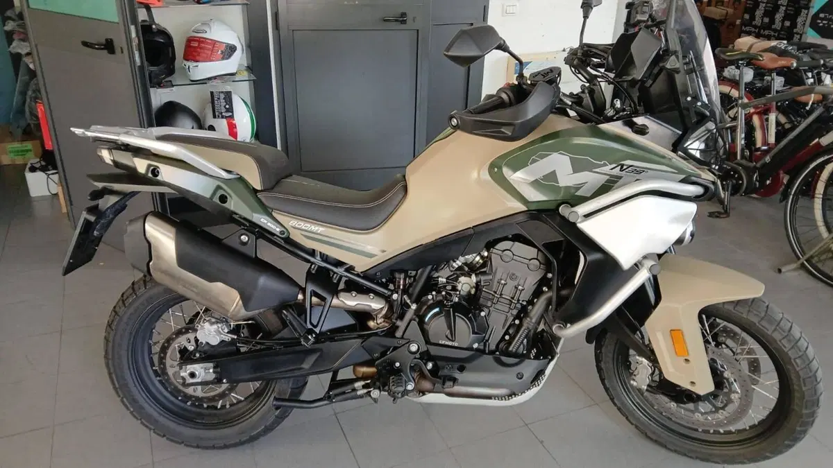 CFMOTO 800MT Touring (2022 - 26) (2)