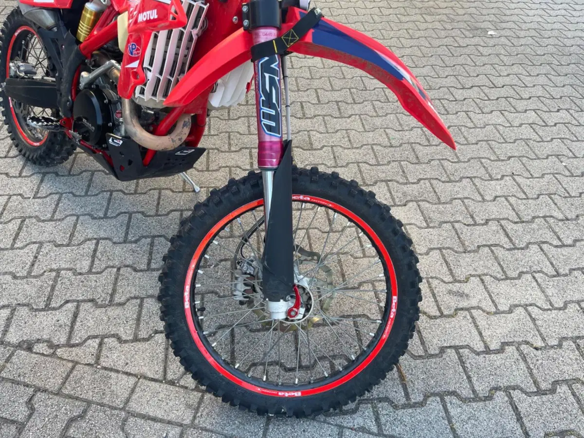 Betamotor RR 350 4T Enduro Racing EFI (2016) (9)