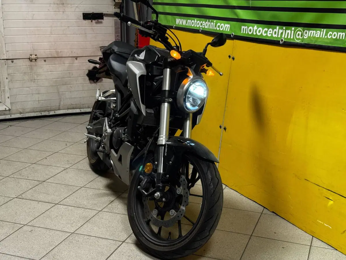 Honda CB 125 R (2018 - 20) (4)