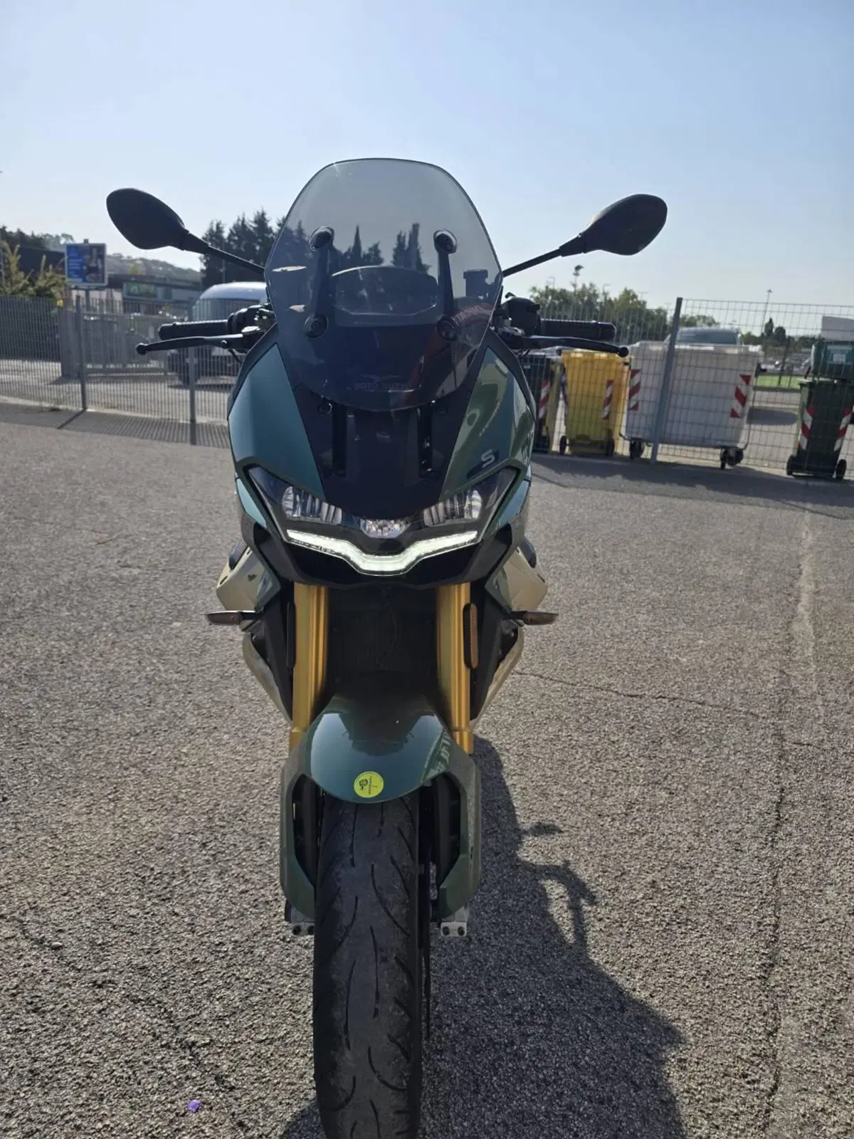 Moto Guzzi V100 Mandello S (2022 - 24) (5)