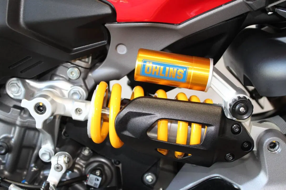 Ducati Streetfighter V2 S (2025 - 26) (12)