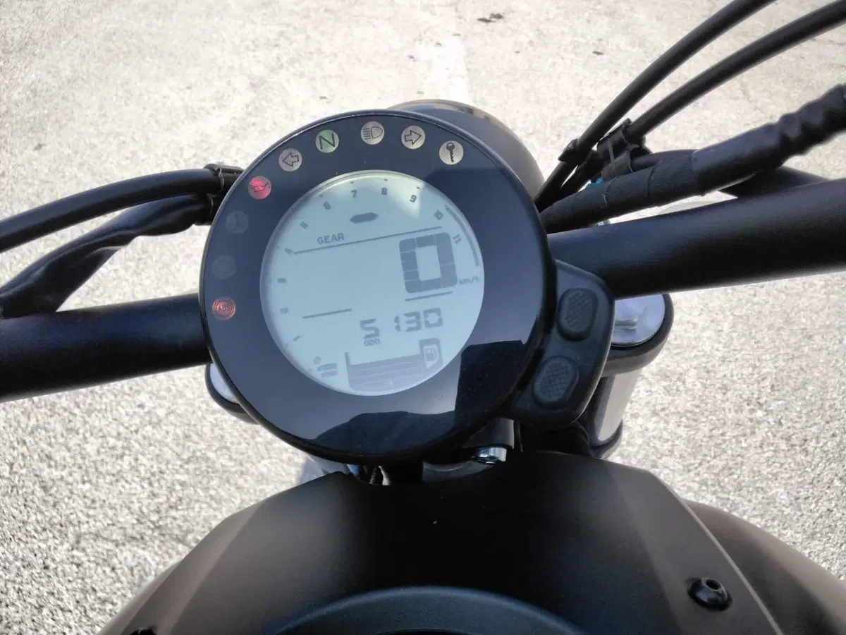 Yamaha XSR 700 ABS (2016 - 20) (5)