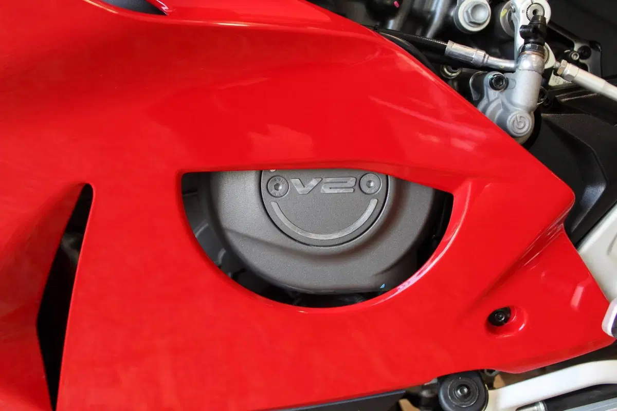 Ducati Panigale V2 S (2025 - 26) (12)