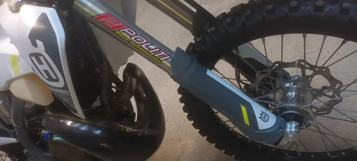 Husqvarna TE 250i (2022) (4)