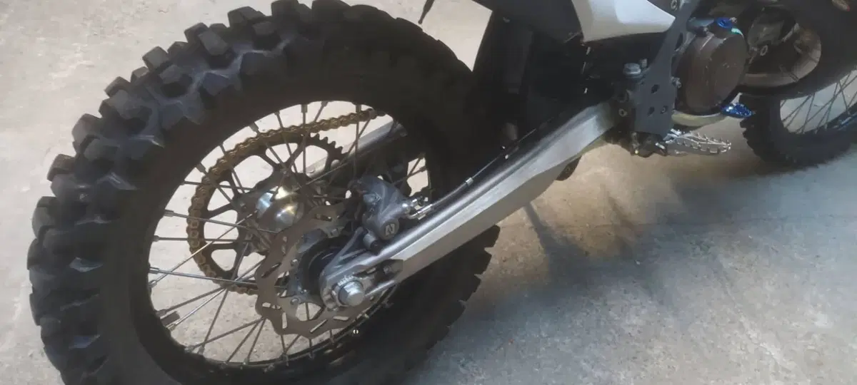 Husqvarna TE 250i (2022) (5)