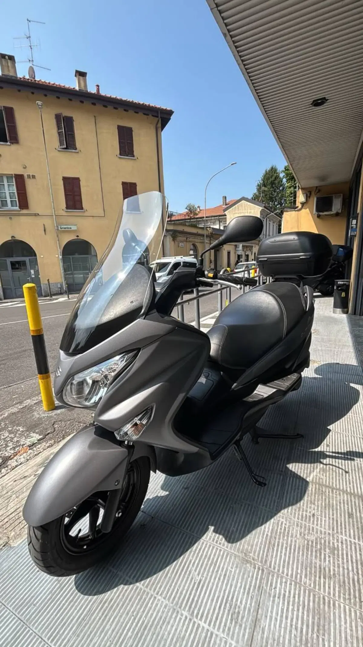 Suzuki Burgman UH 200 (2017 - 20) (3)