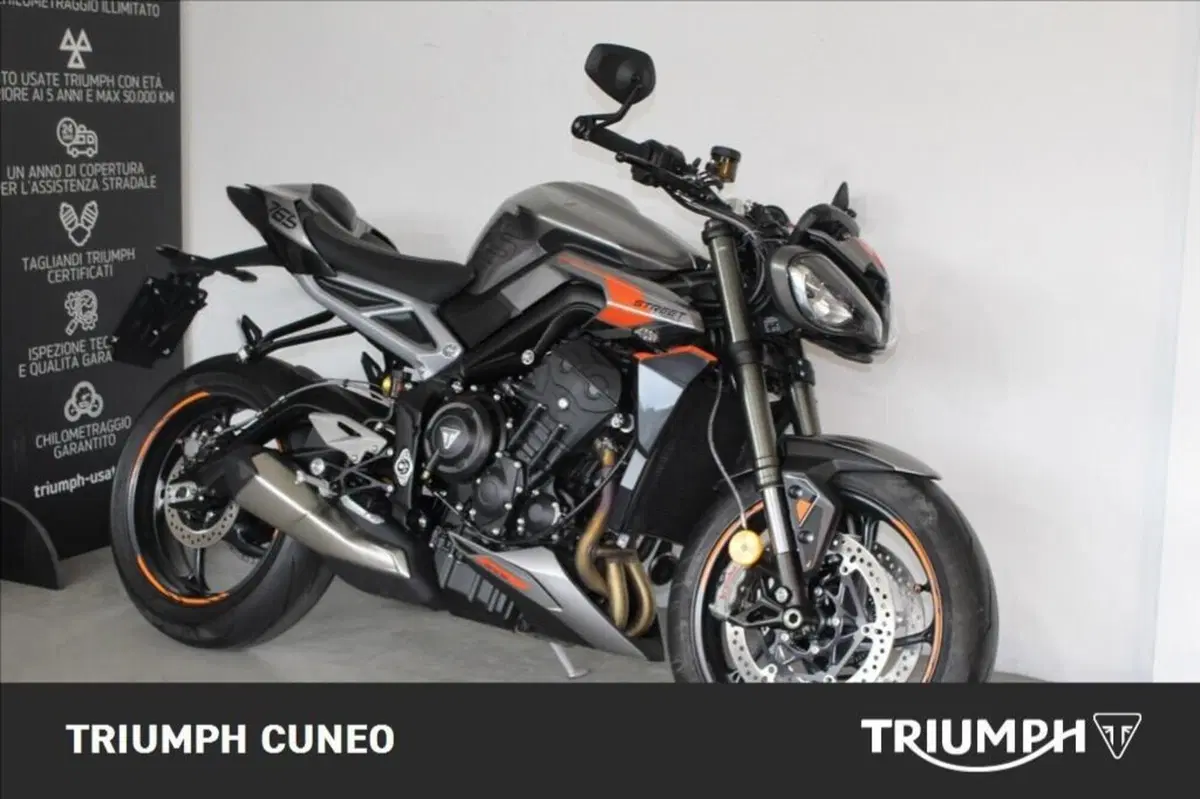 Triumph Street Triple 765 RS (2023 - 26) (2)