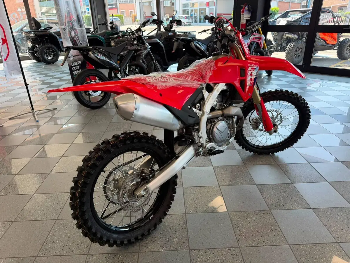 Honda CRF 450R (2026) (3)