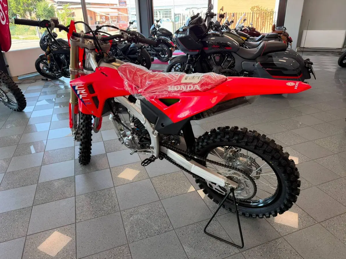 Honda CRF 450R (2026) (4)