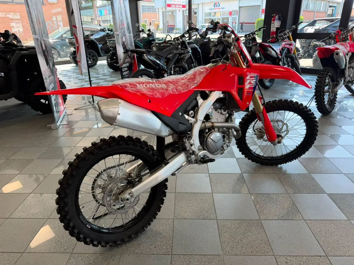 Honda CRF 250R (2026) (3)