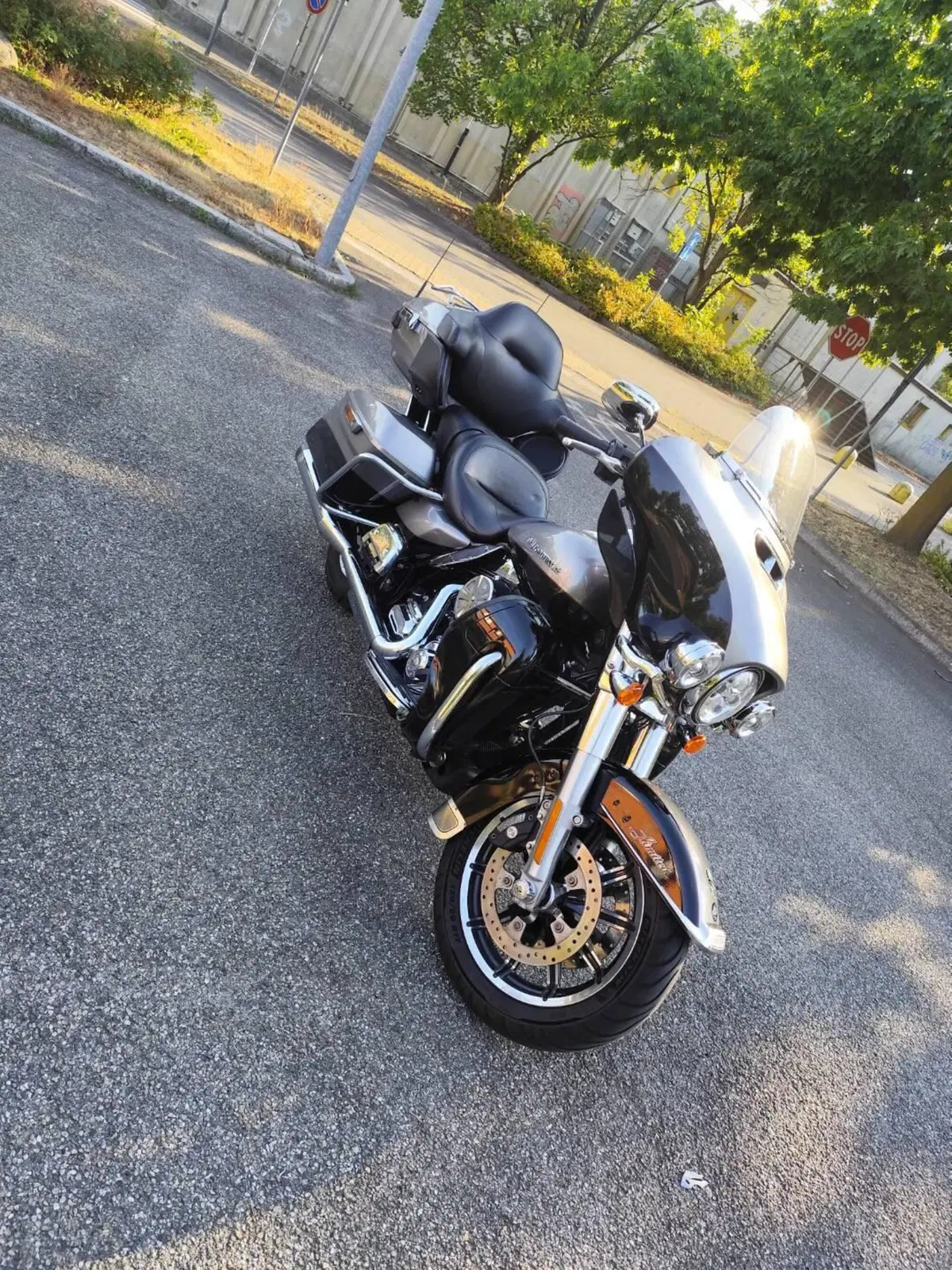 Harley-Davidson 1690 Electra Glide Ultra Limited (2014 - 15) - FLHTK (3)