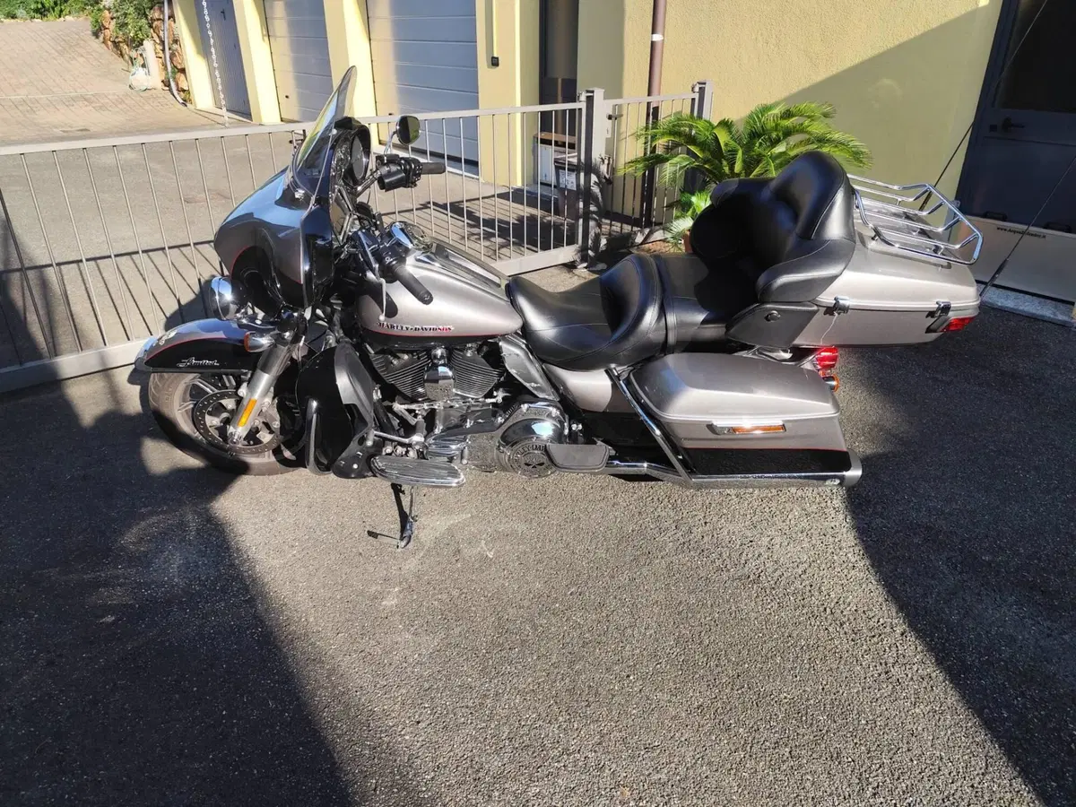 Harley-Davidson 1690 Electra Glide Ultra Limited (2014 - 15) - FLHTK (7)