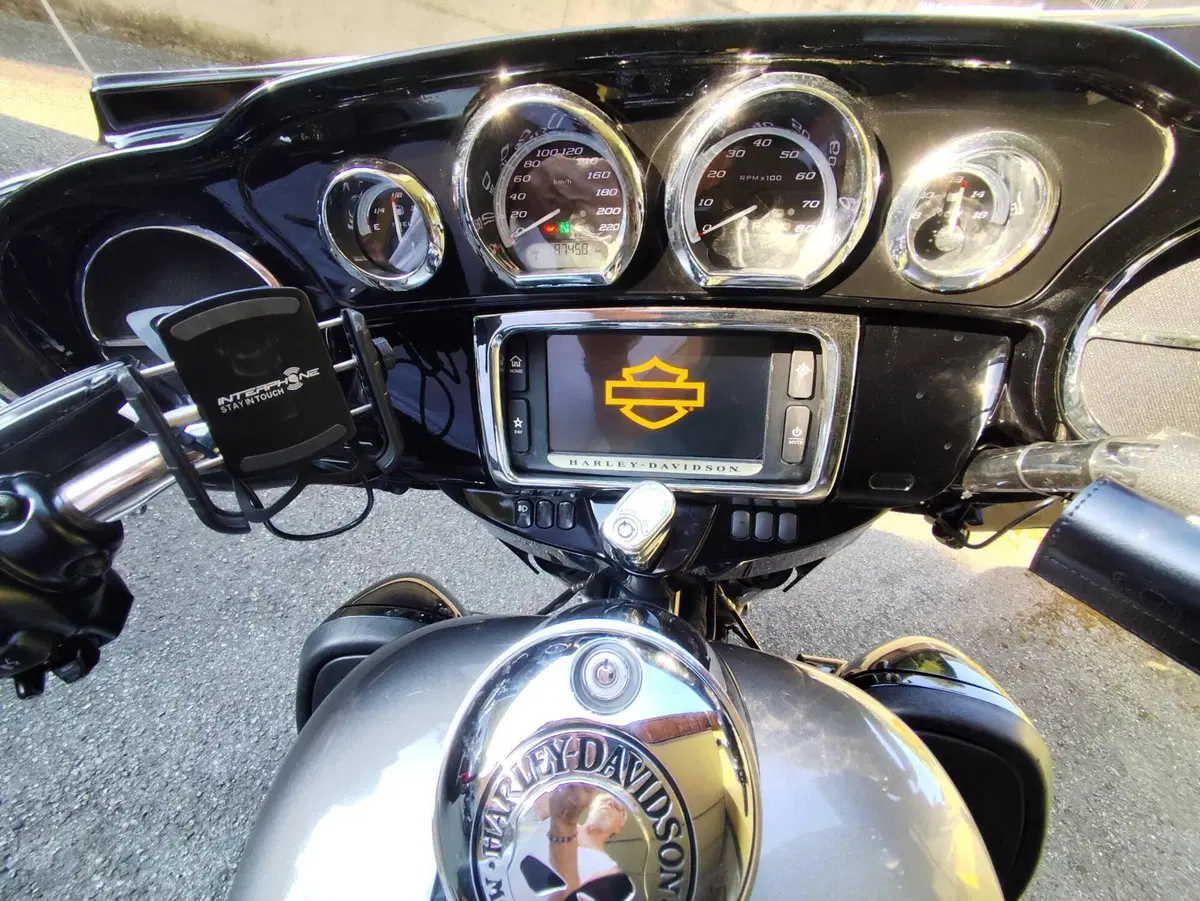 Harley-Davidson 1690 Electra Glide Ultra Limited (2014 - 15) - FLHTK (13)
