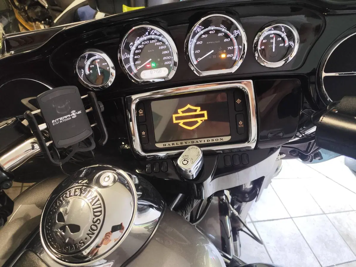 Harley-Davidson 1690 Electra Glide Ultra Limited (2014 - 15) - FLHTK (14)