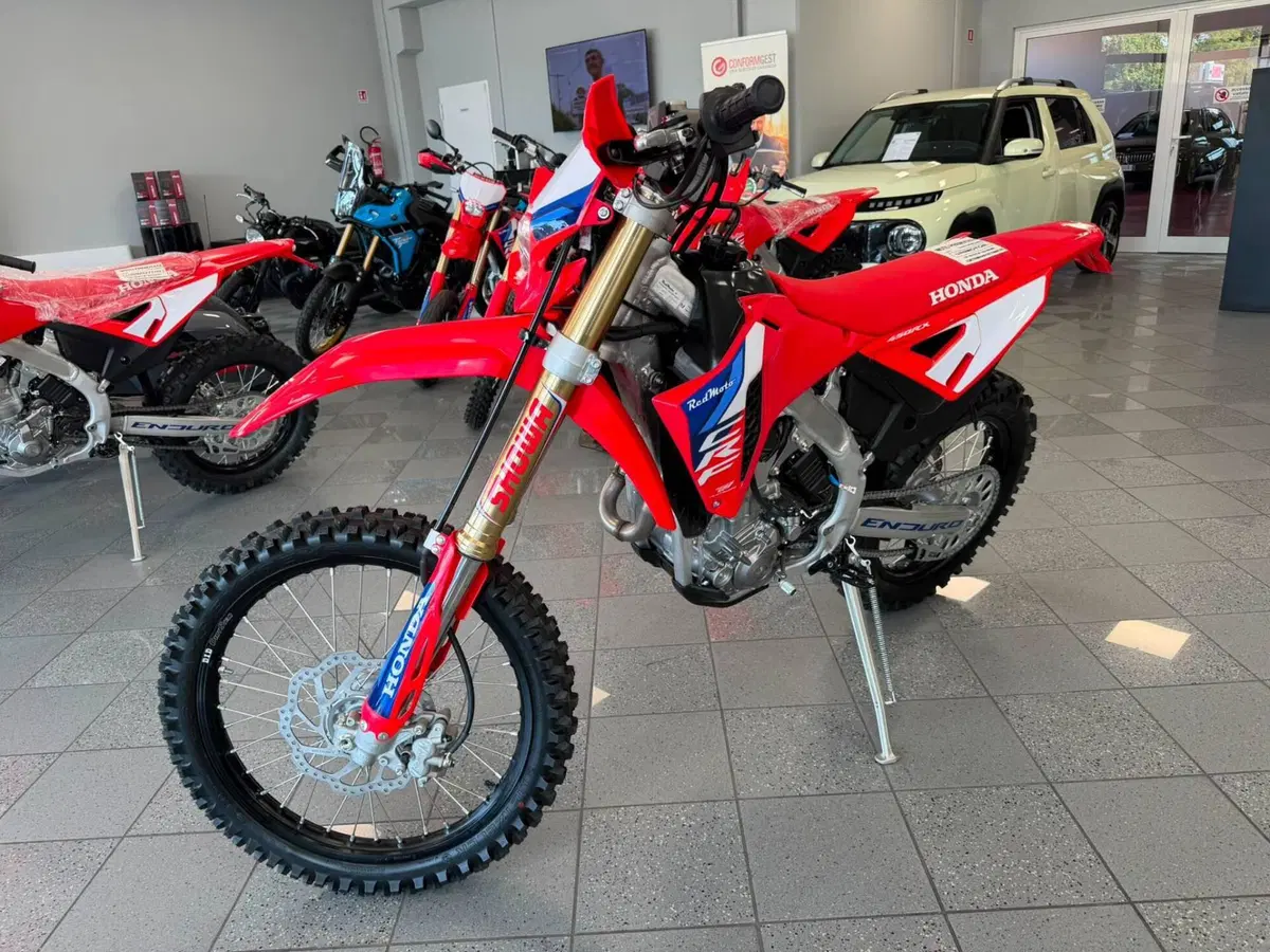 Honda CRF 450RX Enduro (2026) (5)