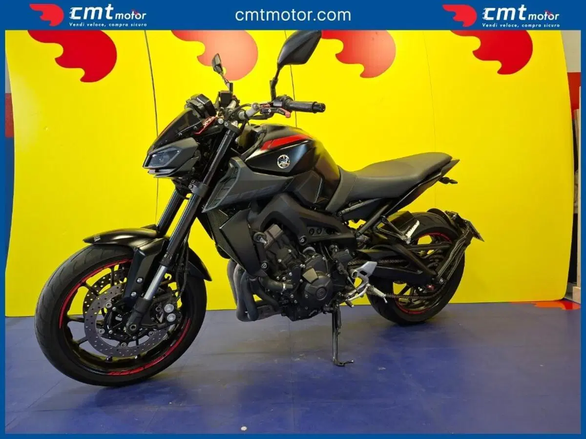 Yamaha MT-09 (2017 - 20) (2)