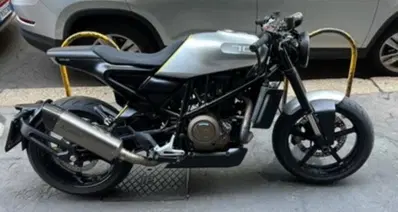 Husqvarna Vitpilen 701 (2020) usata