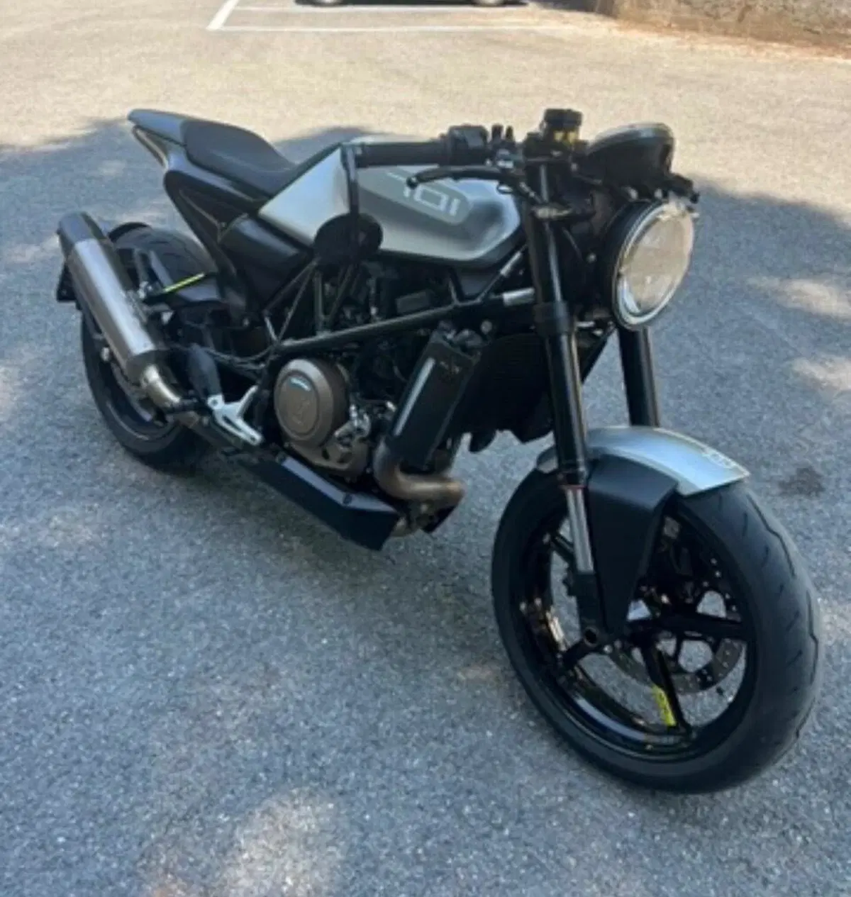 Husqvarna Vitpilen 701 (2020) (2)