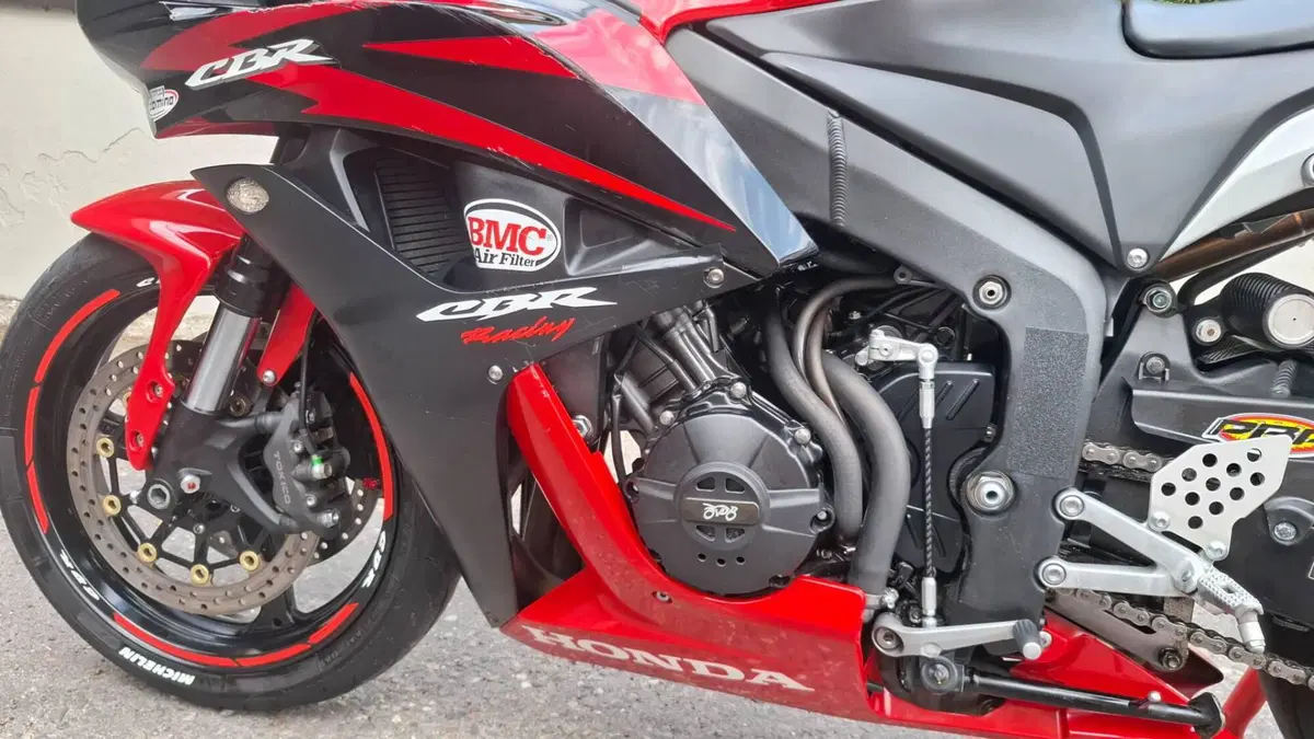 Honda CBR 600 RR (2007 - 08) (11)