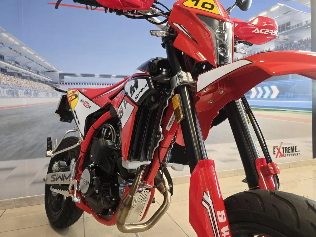 Swm SM 125 R Reborn (2026) (13)