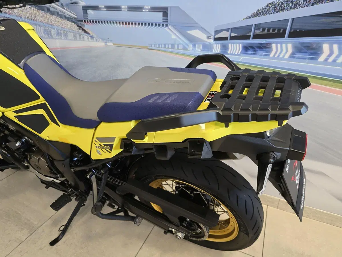 Suzuki V-Strom 1050XT (2020 - 23) (6)