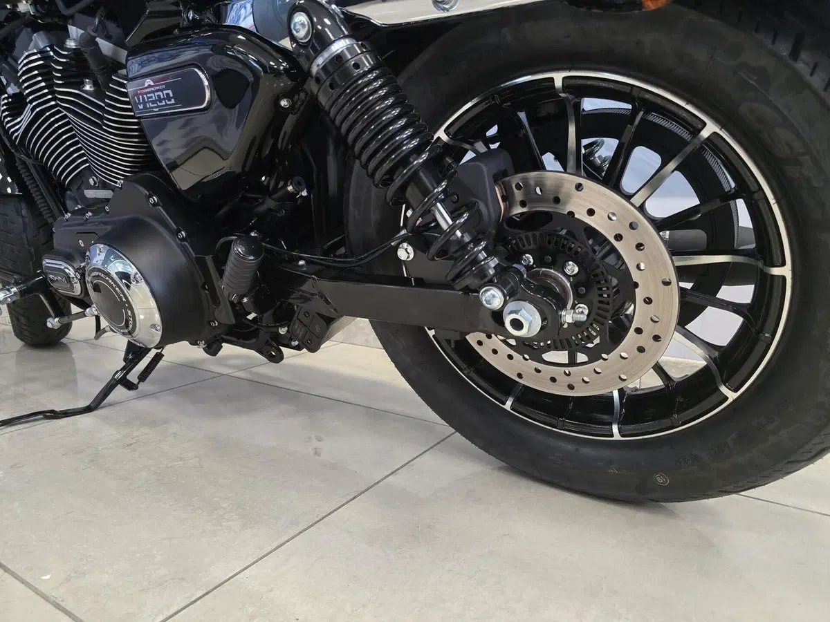 Swm Stormbreaker V1200 (2026) (6)