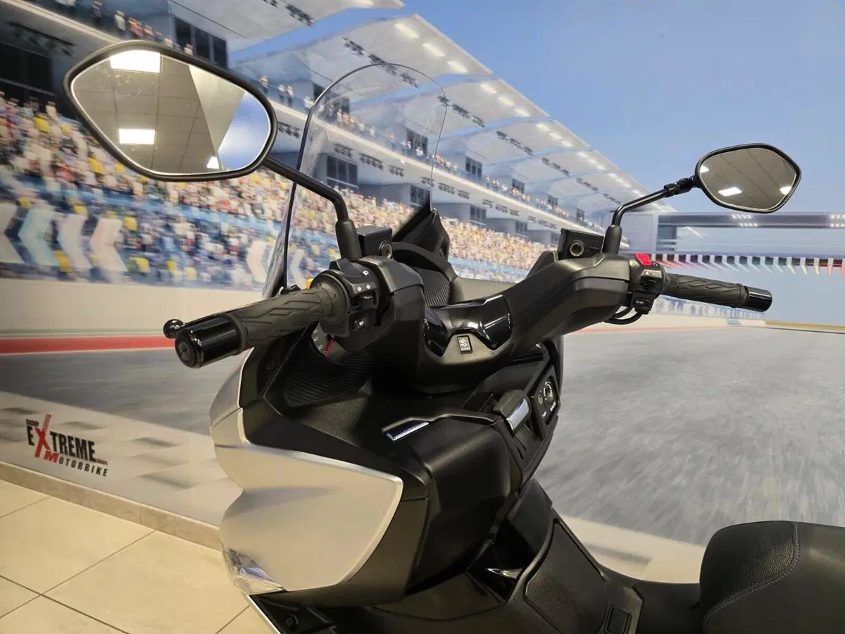 Suzuki Burgman 400 (2022 - 24) (19)