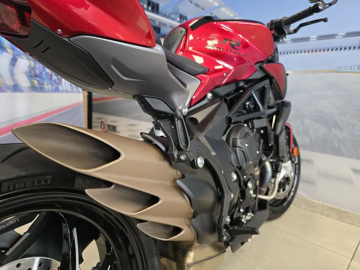 MV Agusta Brutale 800 RR (2021 - 25) (18)