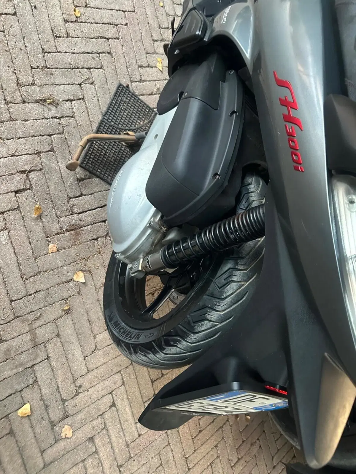Honda SH 300 i (2006 - 10) (4)
