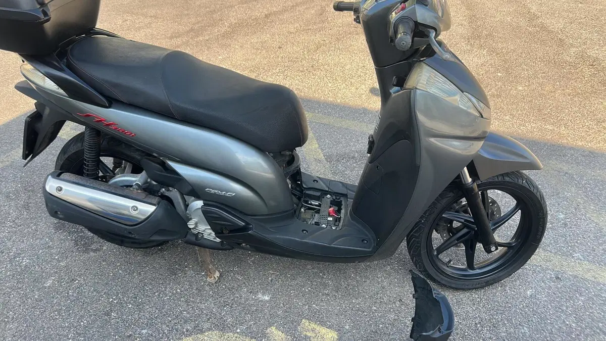Honda SH 300 i (2006 - 10) (6)