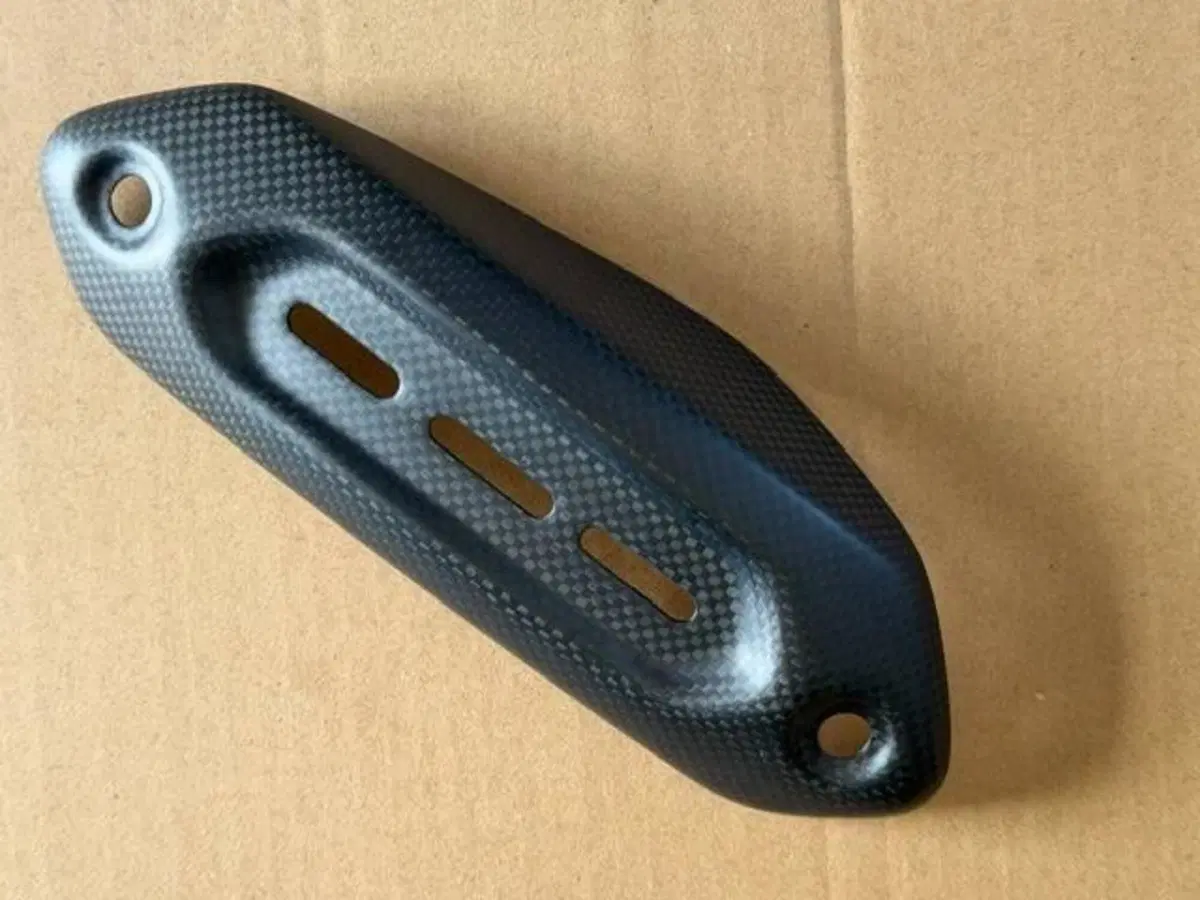 hypermotard 950 carbonio 100% (9)