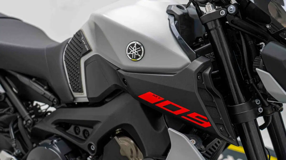 Yamaha MT-09 (2017 - 20) (7)