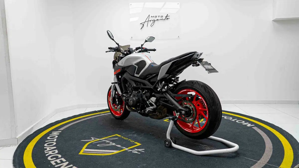 Yamaha MT-09 (2017 - 20) (13)