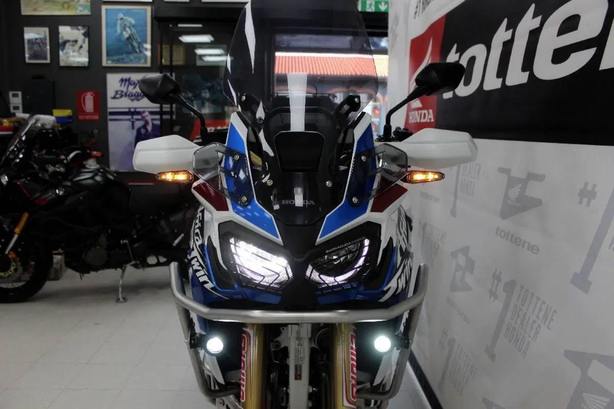 Honda Africa Twin CRF 1000L Adventure Sports DCT (2018 - 19) (4)