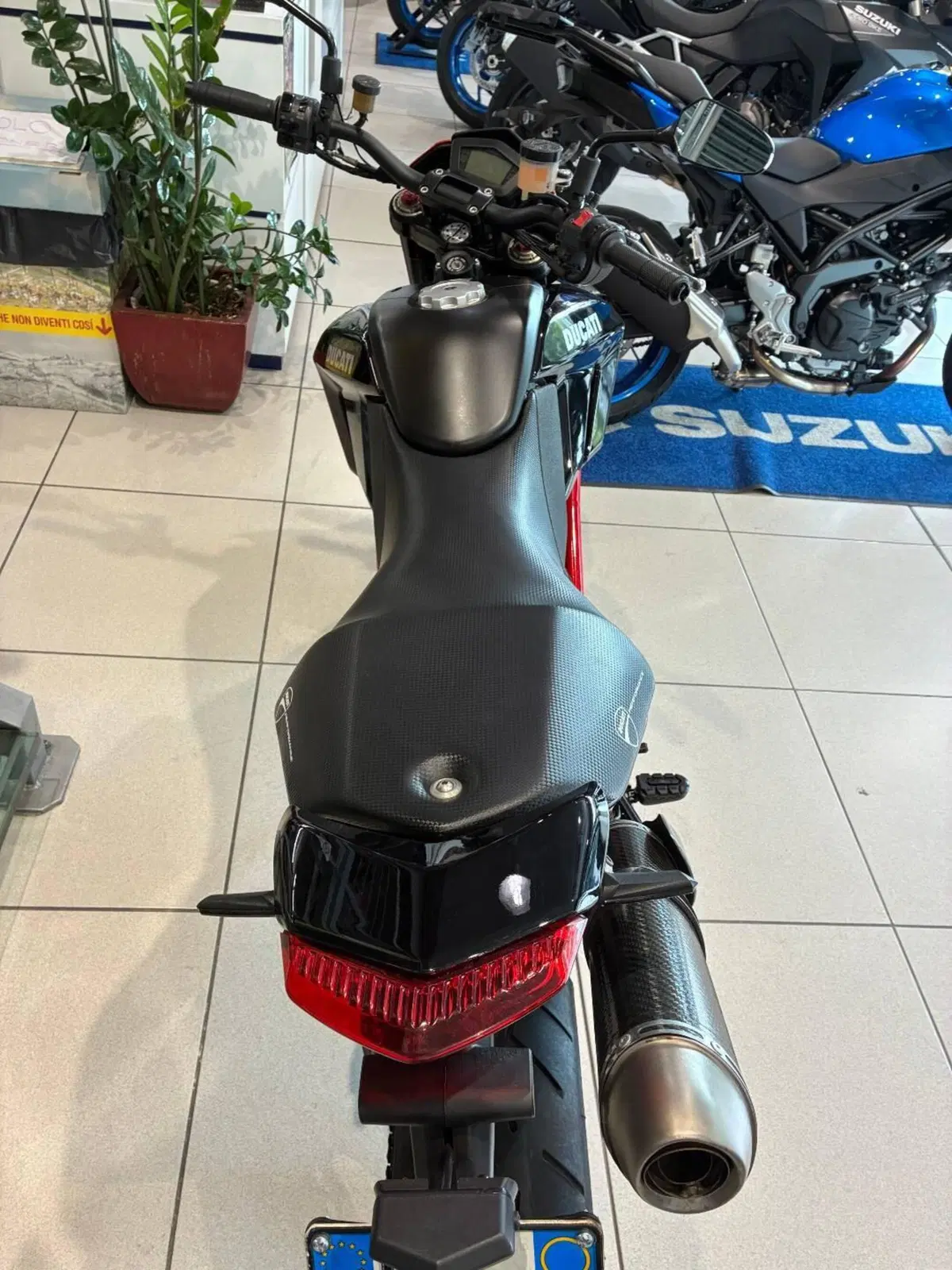 Ducati Hypermotard 1100 S (2007 - 09) (6)