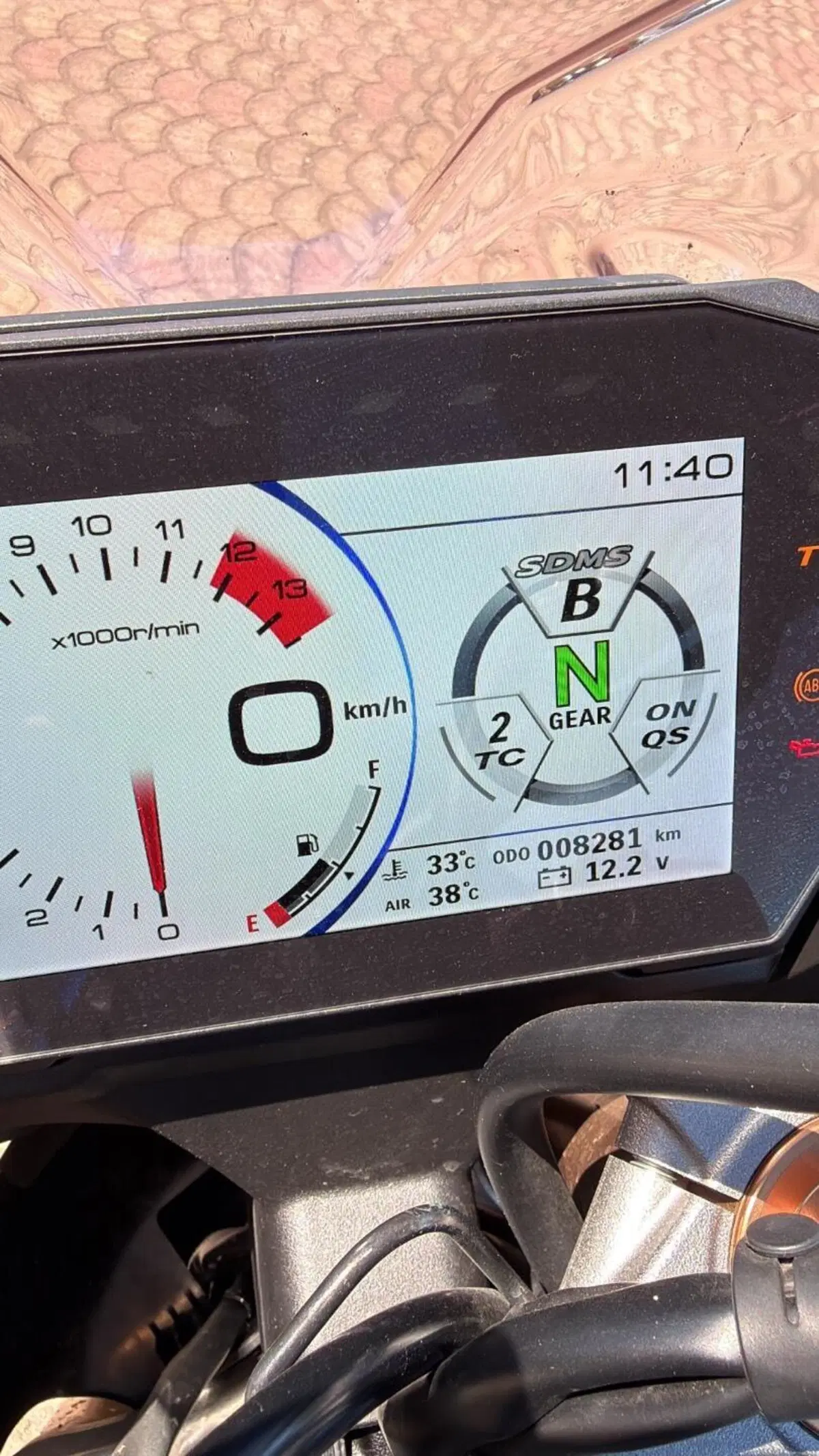 Suzuki GSX-S1000GT (2025 - 26) (4)