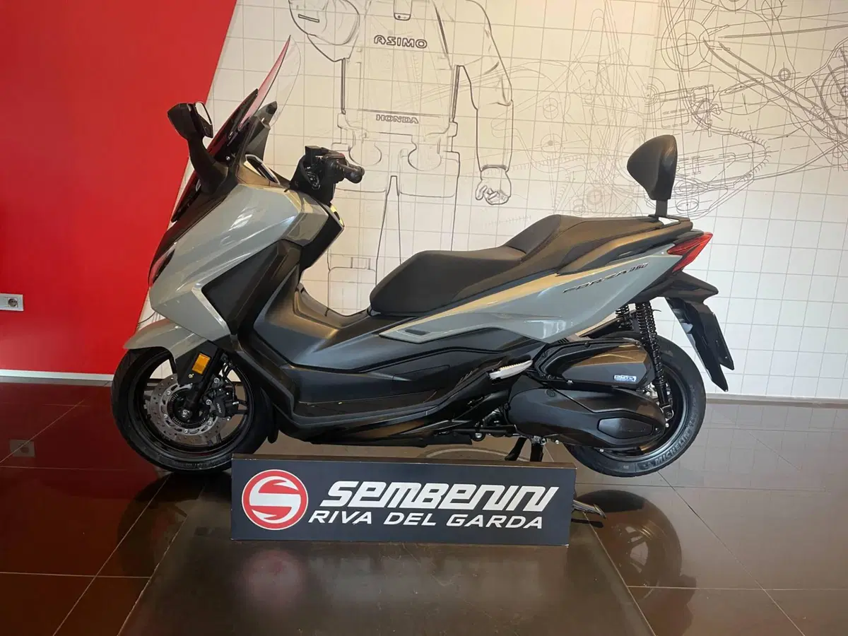 Honda Forza 350 (2025 - 26) (7)
