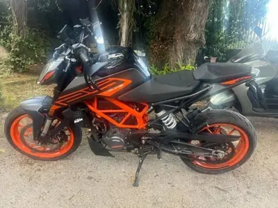 KTM 125 Duke (2021 - 23) usata