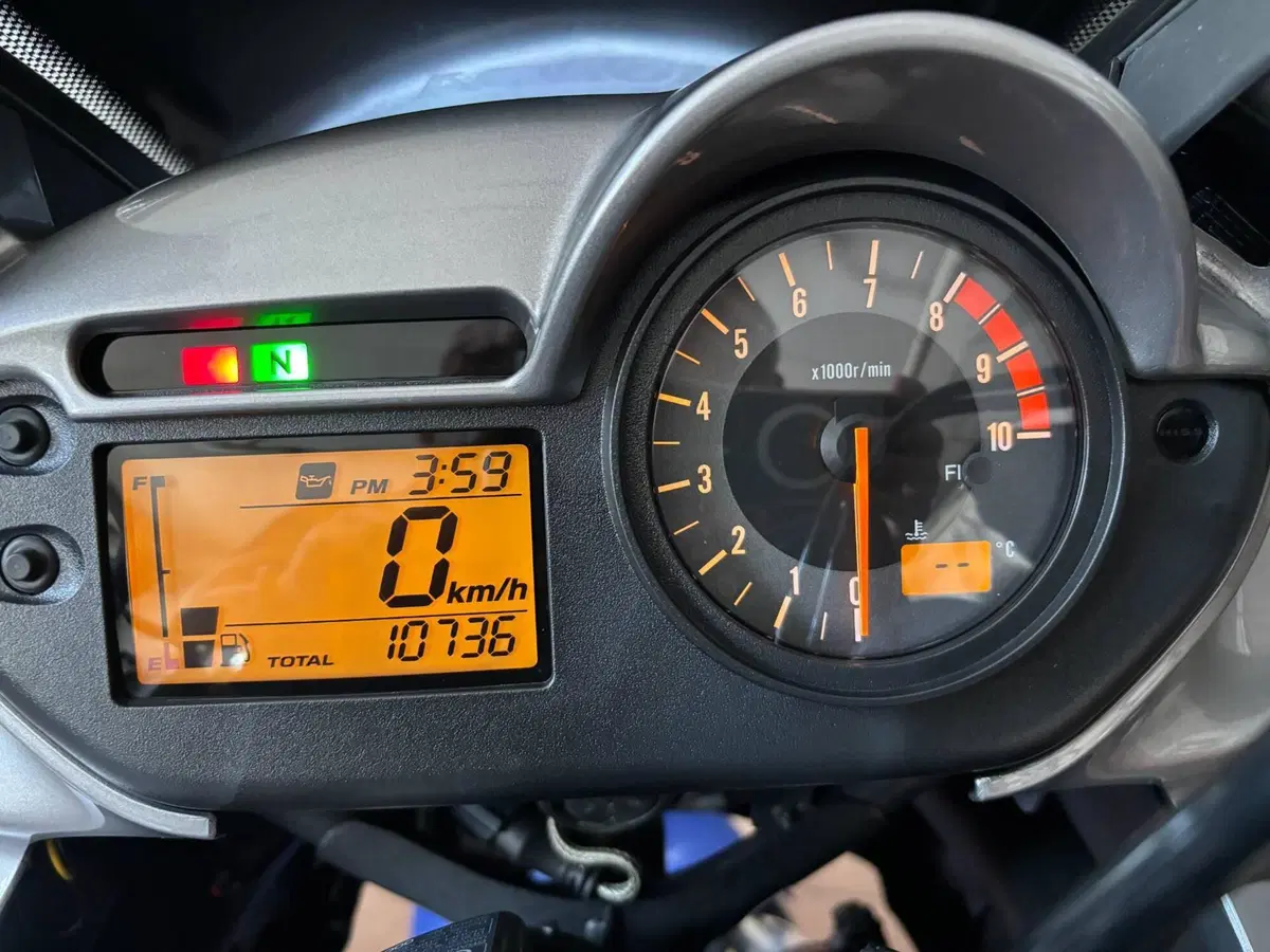 Honda Transalp XL 700 V (2007 - 2013) (3)