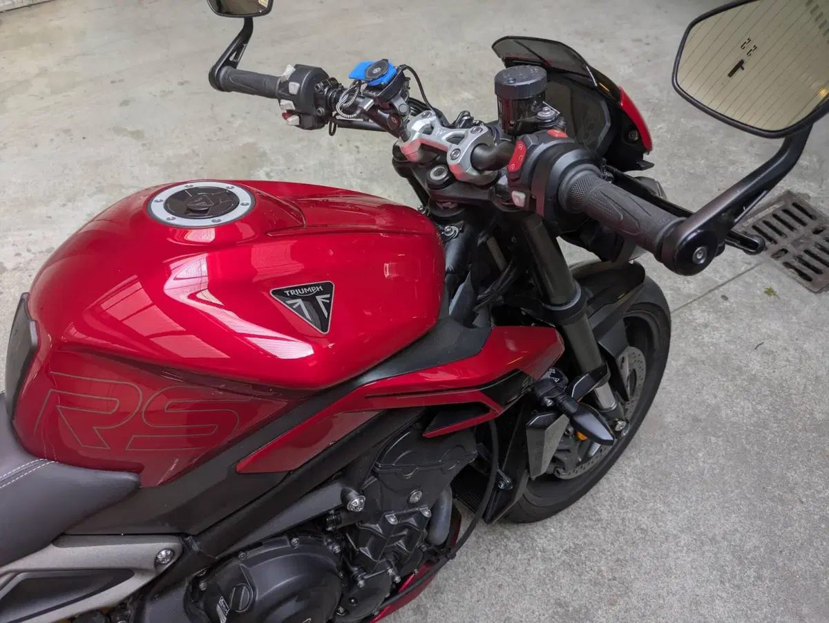 Triumph Street Triple 765 RS (2023 - 26) (8)