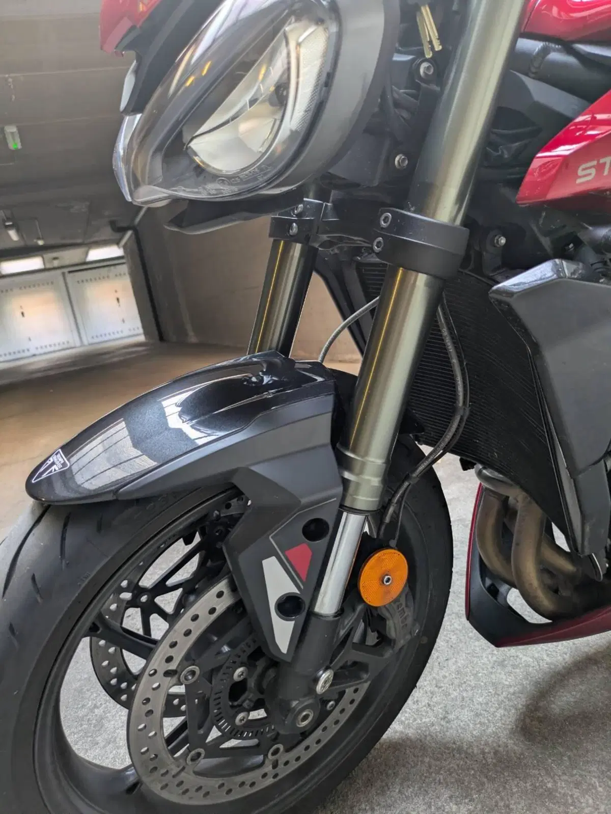 Triumph Street Triple 765 RS (2023 - 26) (19)