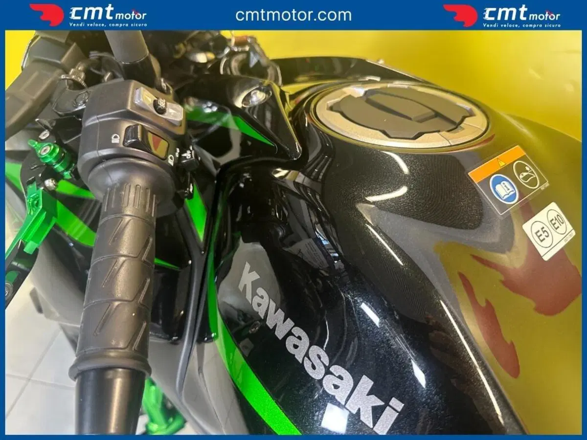 Kawasaki Z 650 RS (2022 - 24) (8)