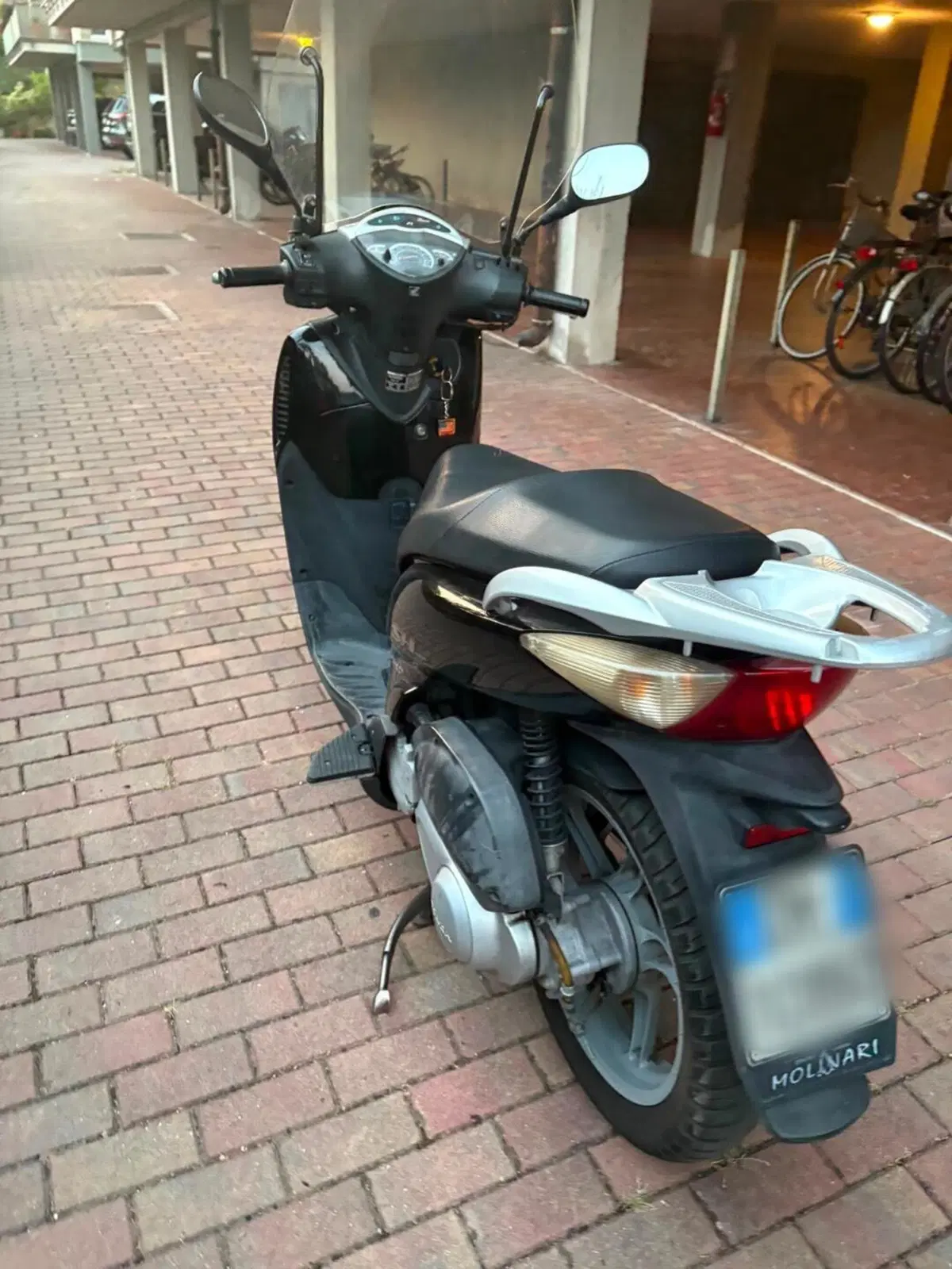 Honda SH 125 i (2005 - 08) (5)