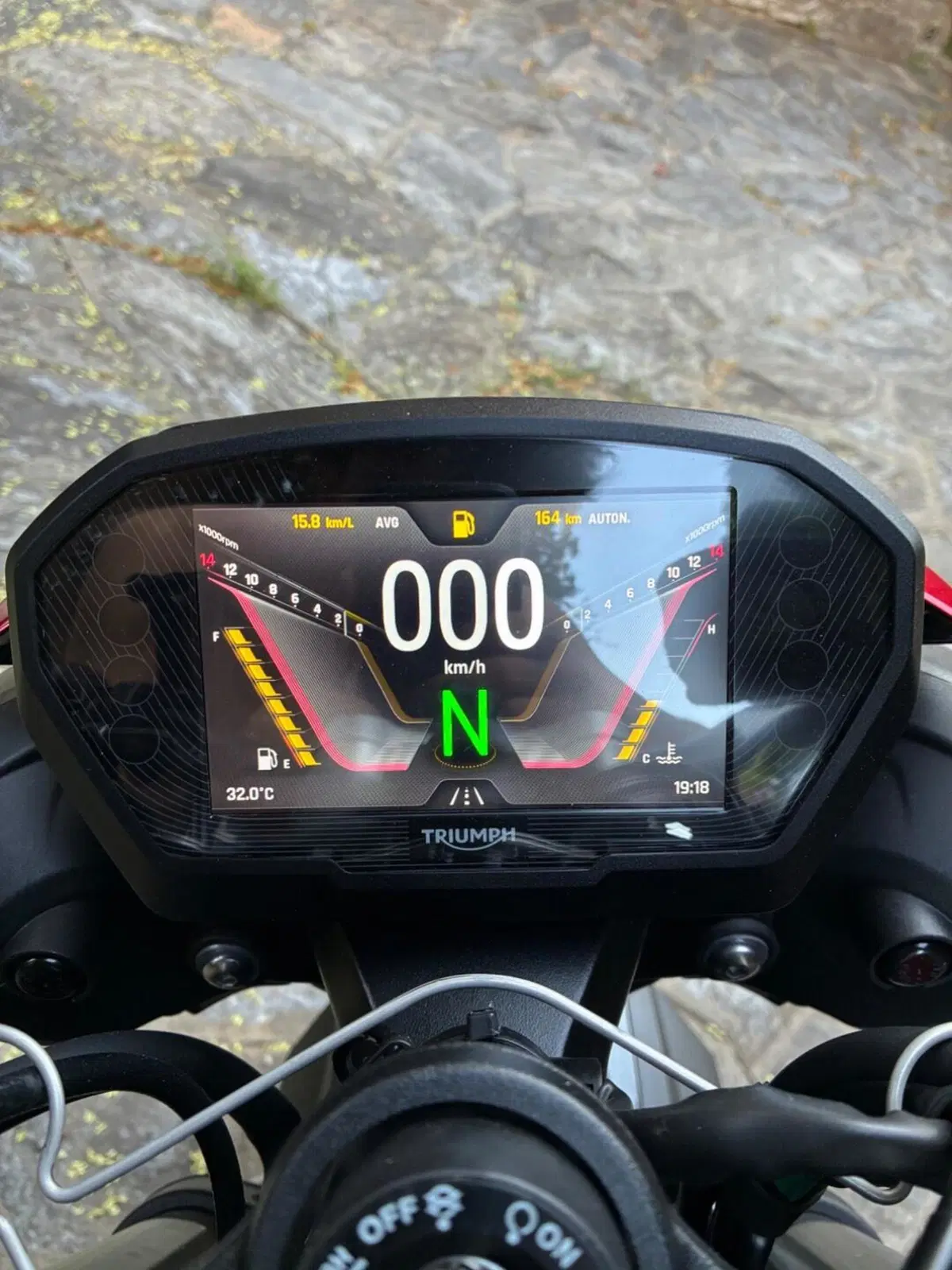 Triumph Street Triple 765 RS (2023 - 26) (13)