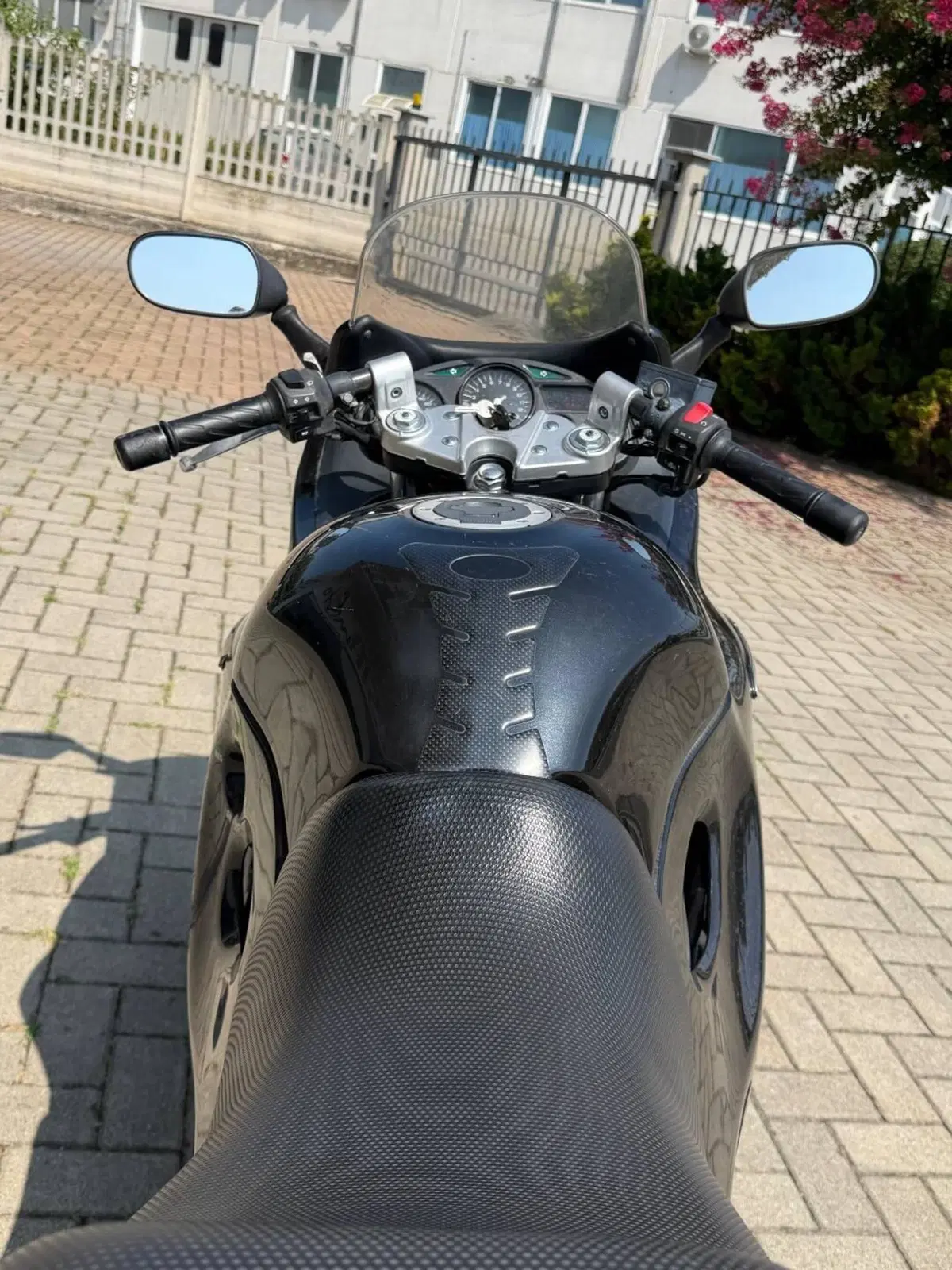 Suzuki GSX 750 F (1999 - 06) (4)